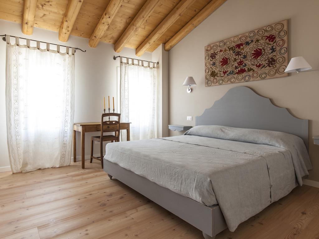 Le Pervinche Villa Refrontolo Phòng bức ảnh